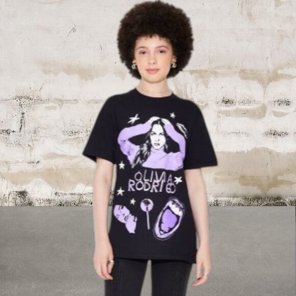 Olivia Rodrigo Tops - Olivia Rodrigo NWOT Guts T Shirt Size Medium